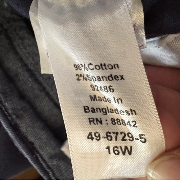 Woman Within Daisy Embroidered Plus Size Chino Tapered Leg Women’s Pants Sz 16W - Picture 7 of 7